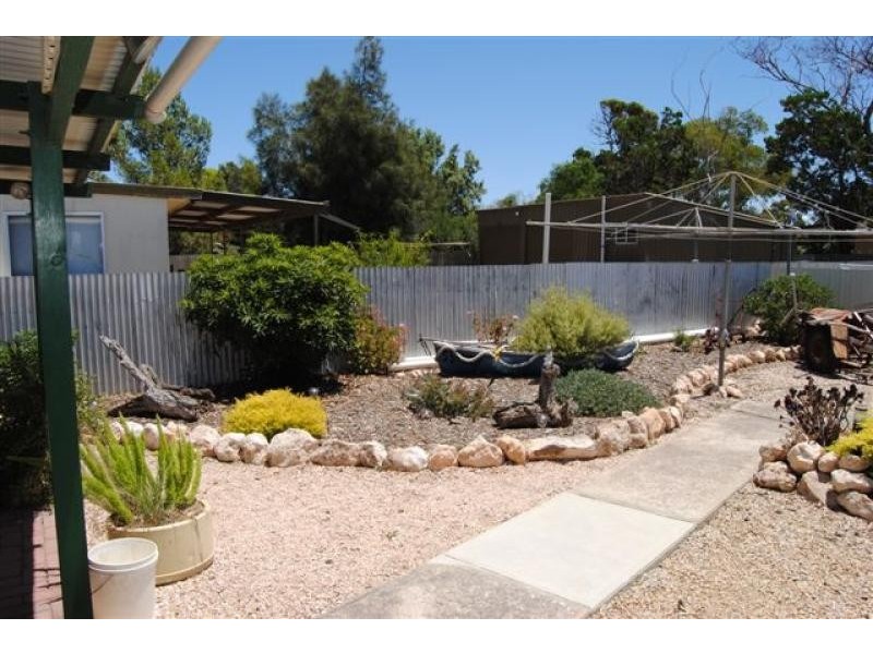 25 The  Parade, Clinton SA 5570