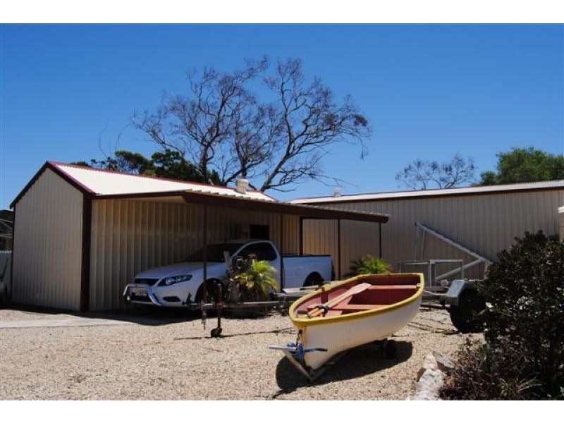 25 The  Parade, Clinton SA 5570