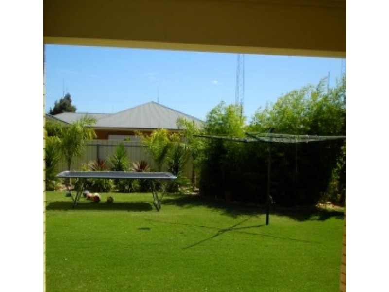 11 Ritter Street, Moonta Bay SA 5558