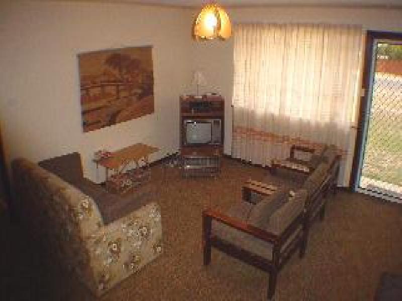 16 Cambridge Street, Moonta Bay SA 5558