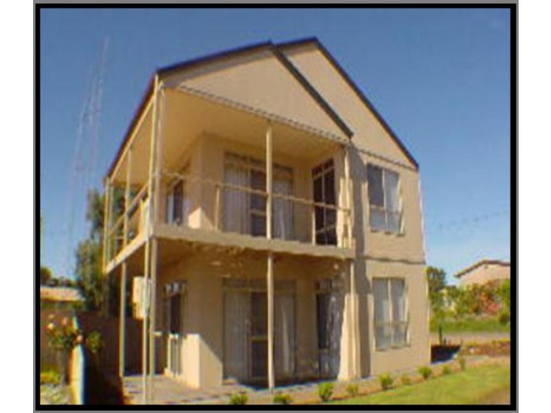 5 Percy Street, Moonta Bay SA 5558