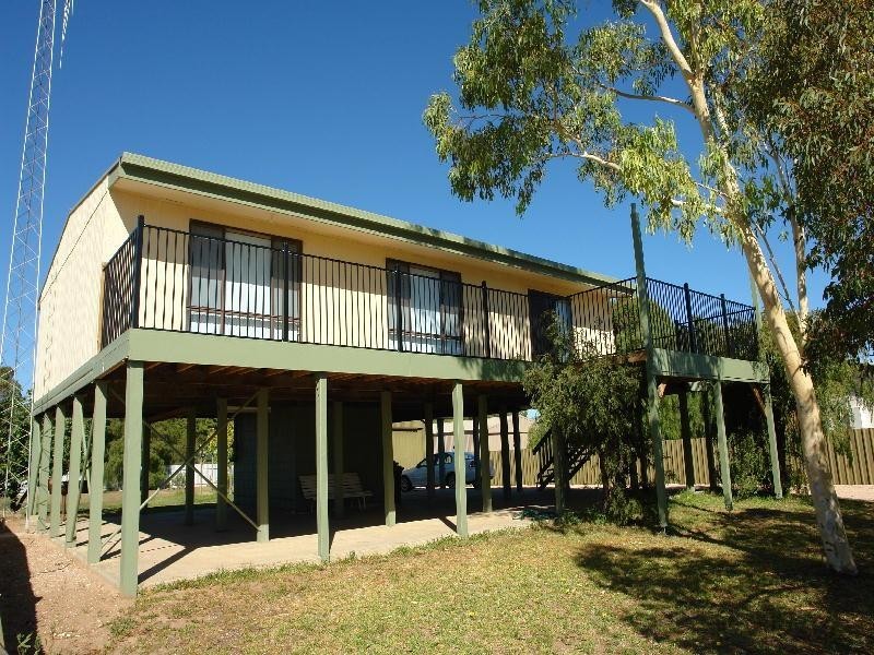12 Monmouth Street, Moonta Bay SA 5558