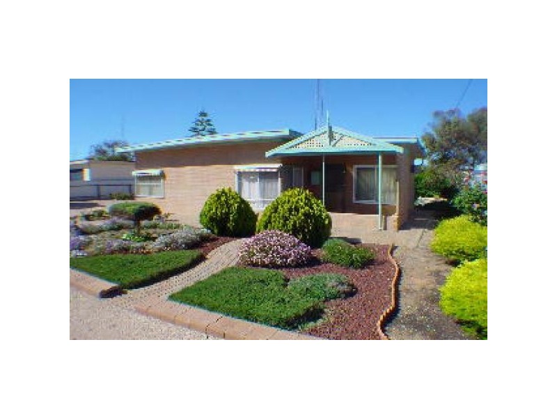 12 Herbert Street, Moonta Bay SA 5558