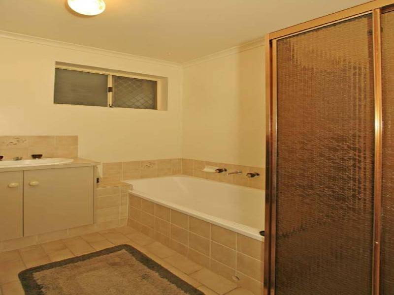 8 ABBARON COURT, Aberfoyle Park SA 5159