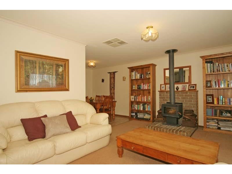 6 ST ANDREWS WAY, Morphett Vale SA 5162