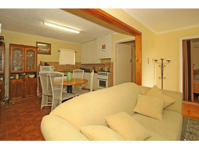 6 CHARLES STREET, Christie Downs SA 5164