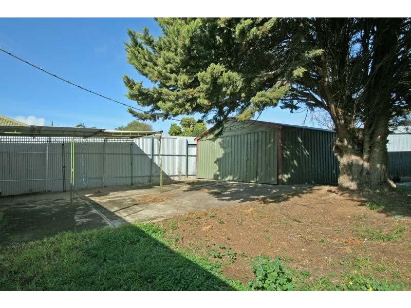 6 CHARLES STREET, Christie Downs SA 5164