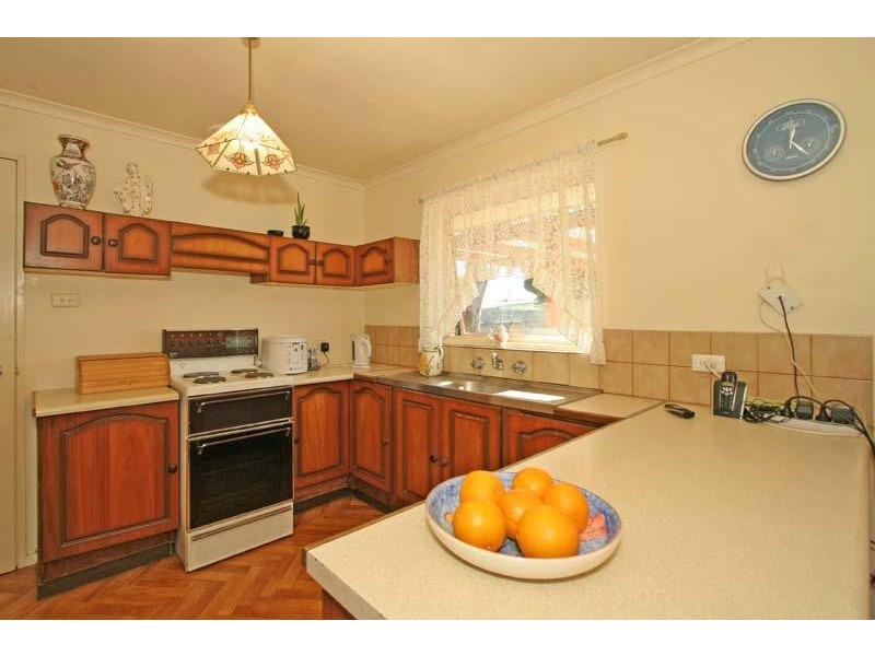 33 IRVING ROAD, Aldinga Beach SA 5173