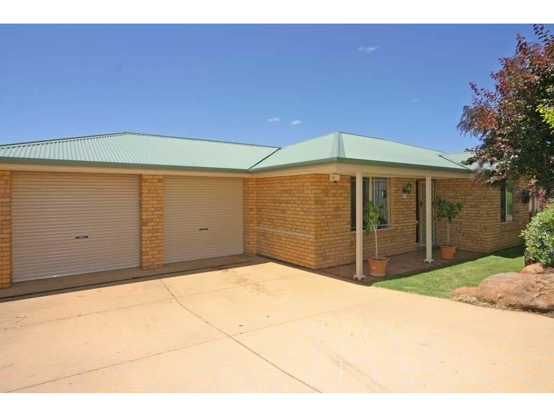 12 SIMONE CRESCENT, Morphett Vale SA 5162