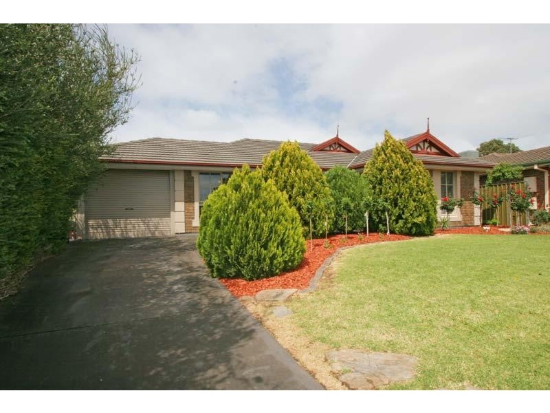 83 EMMERSON DRIVE, Morphett Vale SA 5162