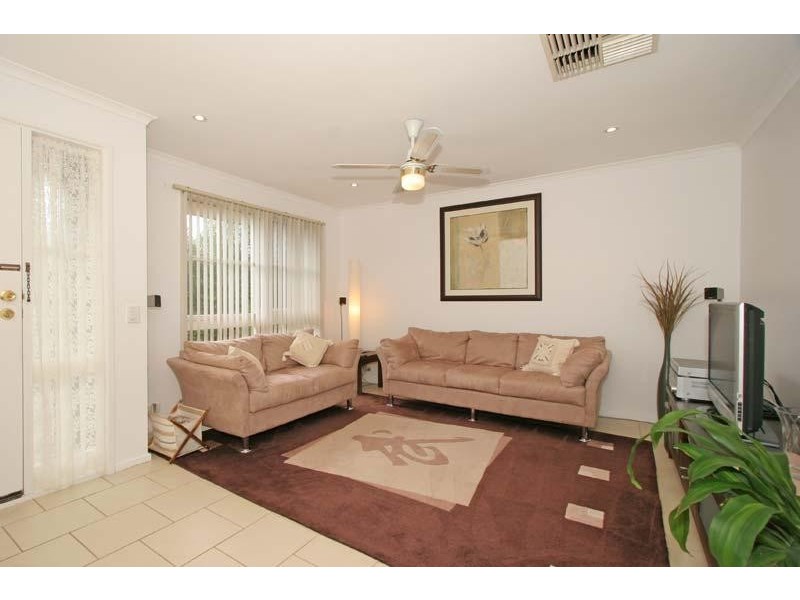 83 EMMERSON DRIVE, Morphett Vale SA 5162