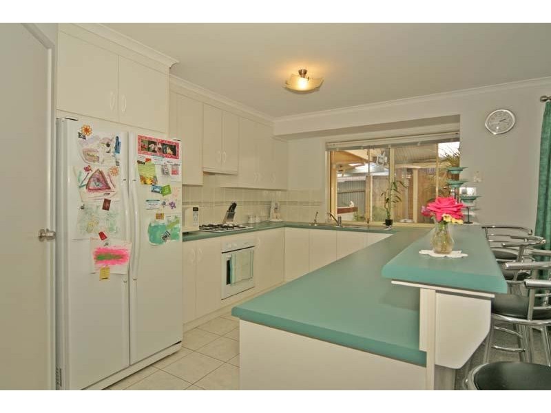 4 CHYNOWETH AVENUE, Hackham SA 5163