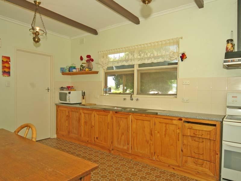 11 STANLEY STREET, Morphett Vale SA 5162