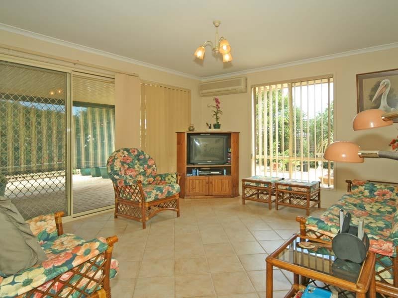 7 SOUTHSEA WAY, Moana SA 5169