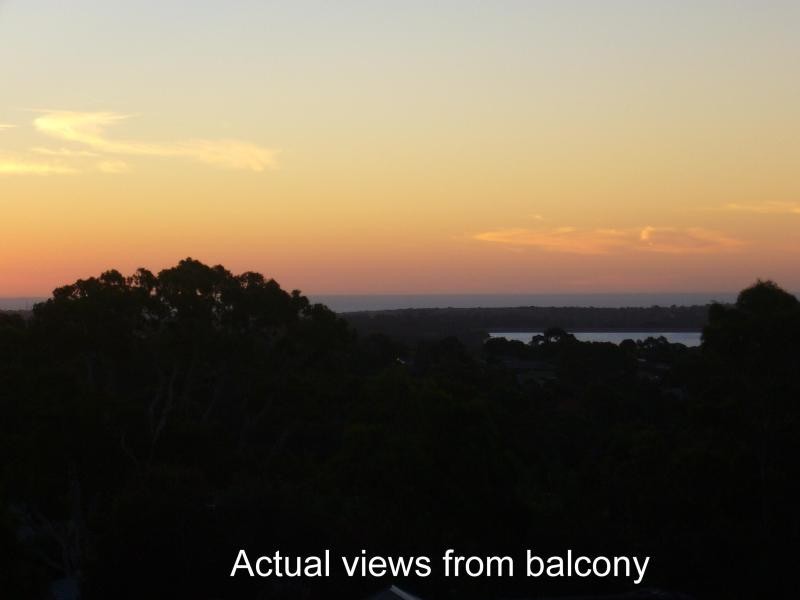 44 COACHWOOD DRIVE, Aberfoyle Park SA 5159