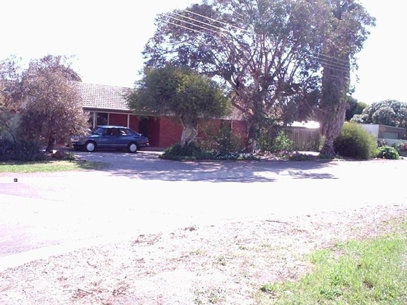 27 BELAIR AVENUE, Port Willunga SA 5173