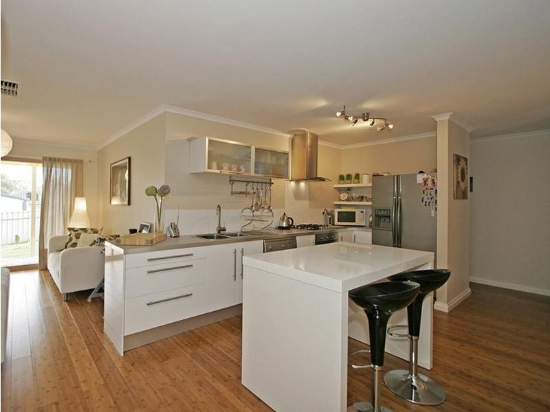 72 SIR JAMES HARDY WAY, Woodcroft SA 5162