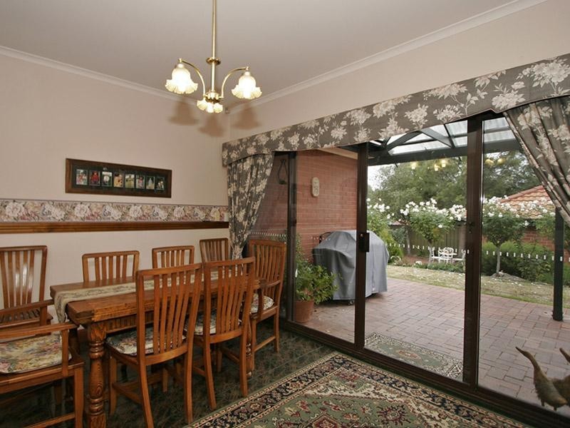 39 CRAIGBURN DRIVE, Flagstaff Hill SA 5159