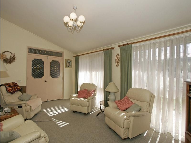 9 HIGGINS STREET, Hackham SA 5163
