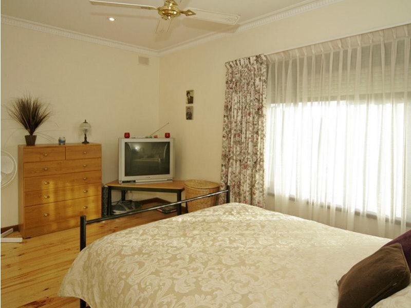 28 Leitch Avenue, Port Noarlunga SA 5167