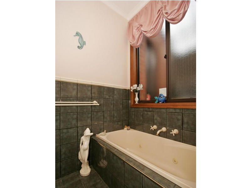 39 Craigburn Drive, Flagstaff Hill SA 5159