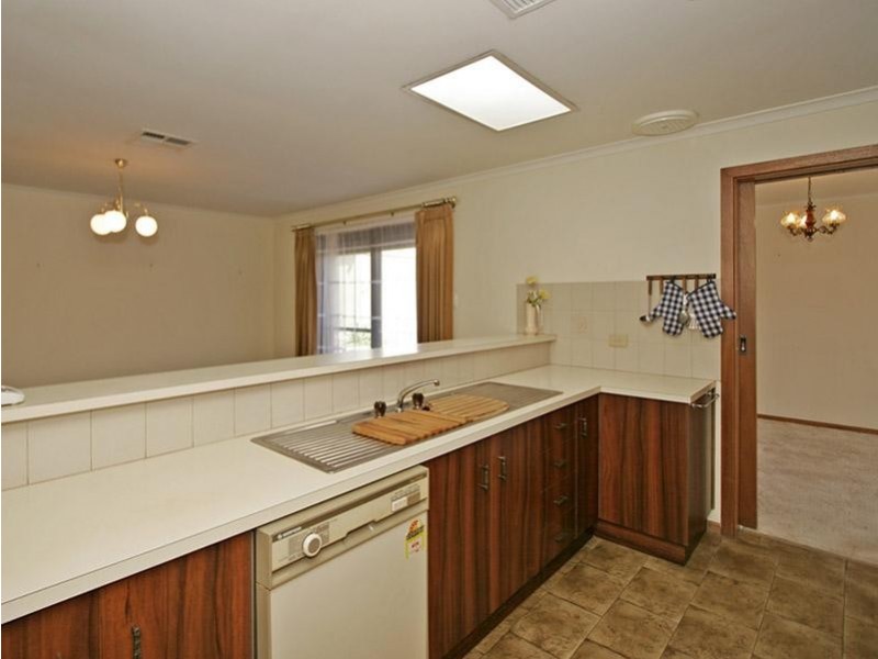 19 Bassett Street, Willunga SA 5172