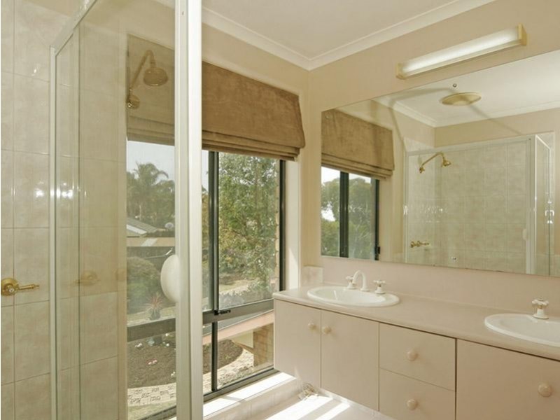 27 Walford Drive, Onkaparinga Hills SA 5163
