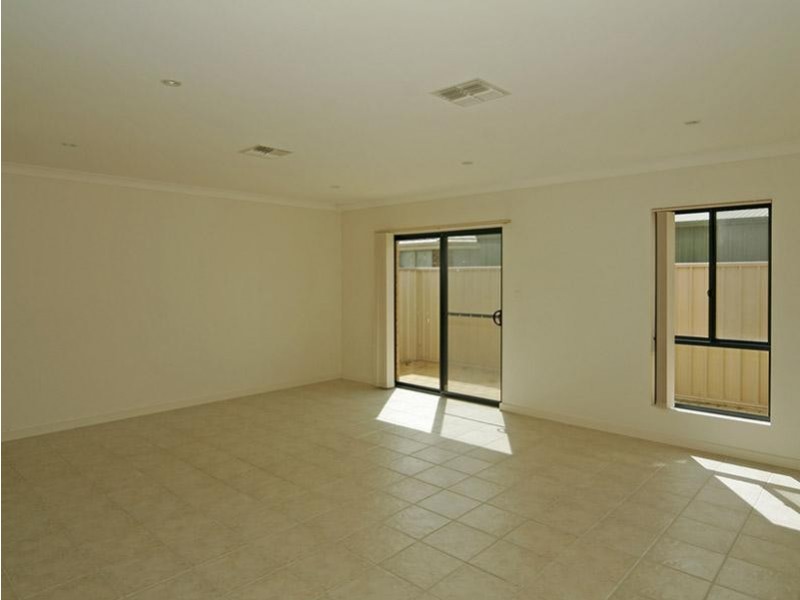 36 Croser Avenue, Aldinga Beach SA 5173