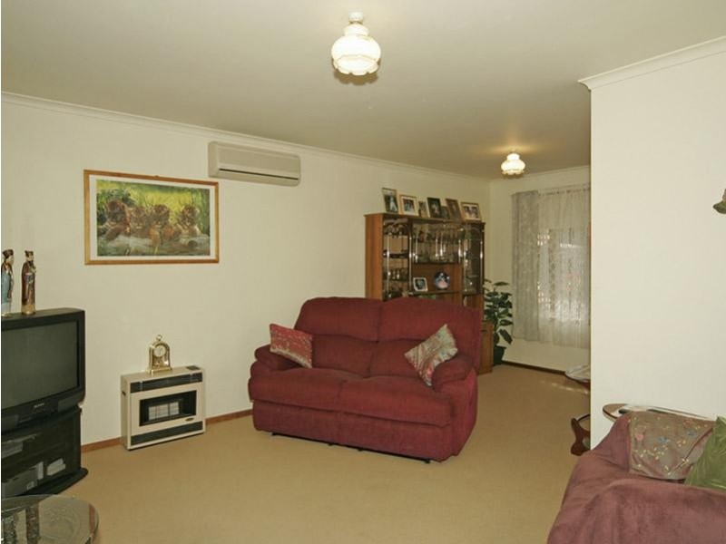 17 Cedar Avenue, Seaford SA 5169