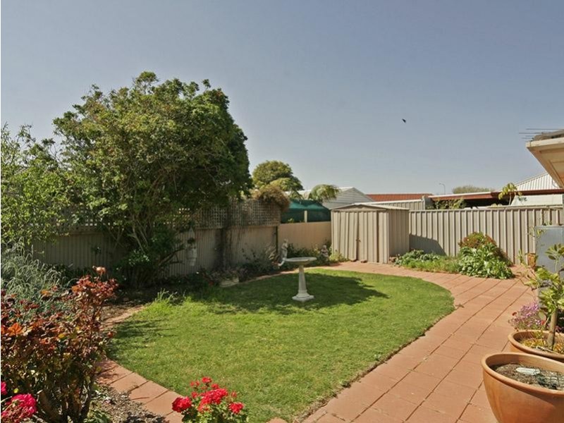 17 Cedar Avenue, Seaford SA 5169