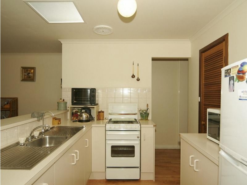 17 Cedar Avenue, Seaford SA 5169