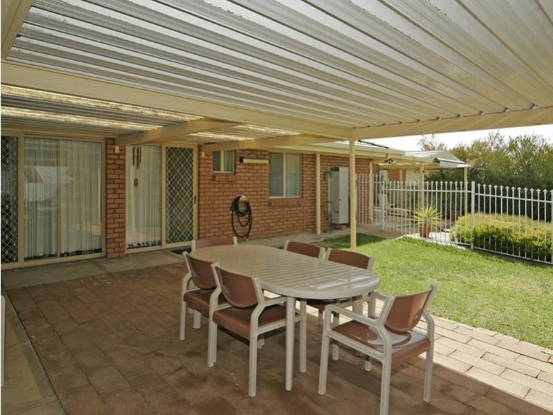 7 Manooka Road, Morphett Vale SA 5162