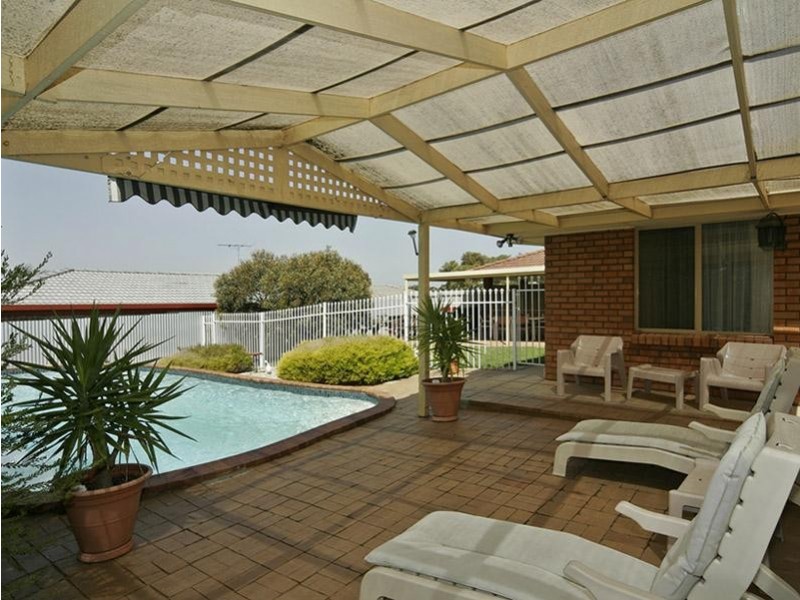 7 Manooka Road, Morphett Vale SA 5162