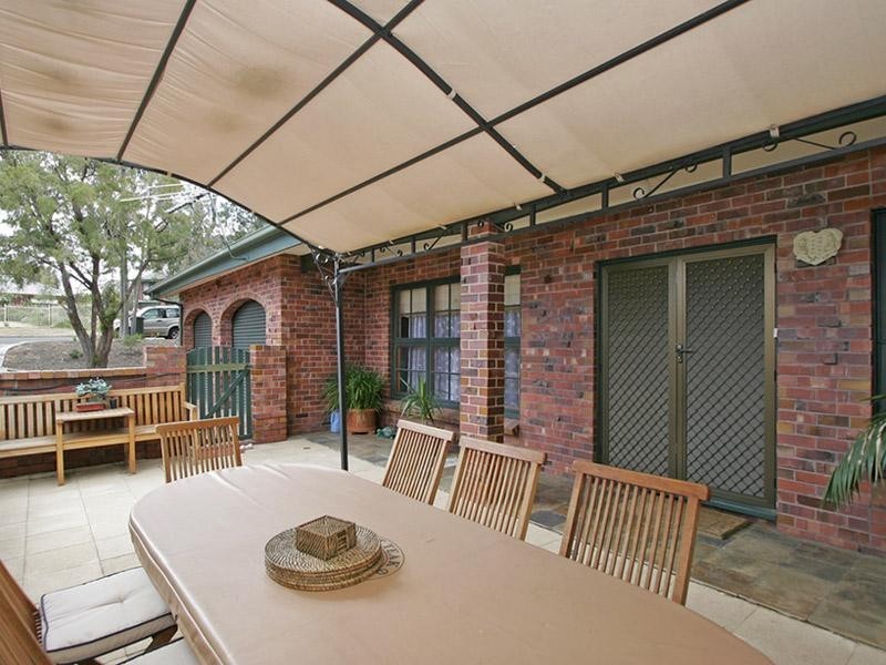 3 Moffatt Court, Flagstaff Hill SA 5159