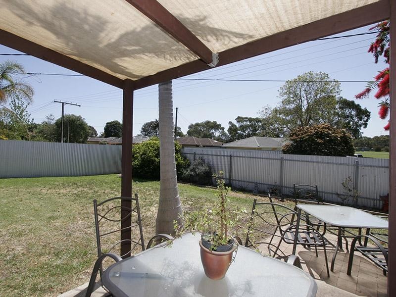 32 Botanic Grove, Hackham SA 5163
