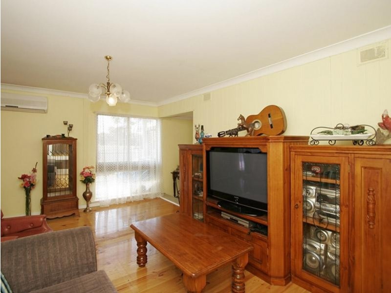 32 Botanic Grove, Hackham SA 5163