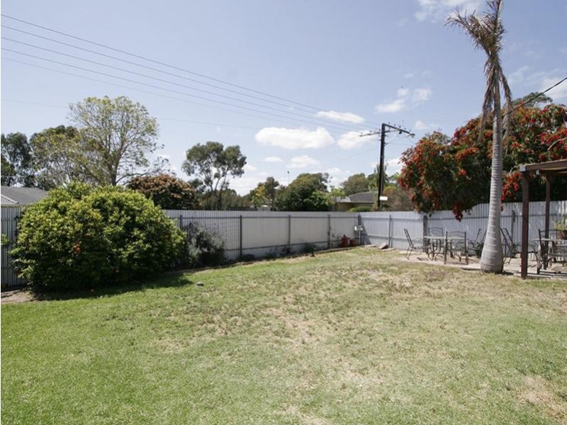32 Botanic Grove, Hackham SA 5163