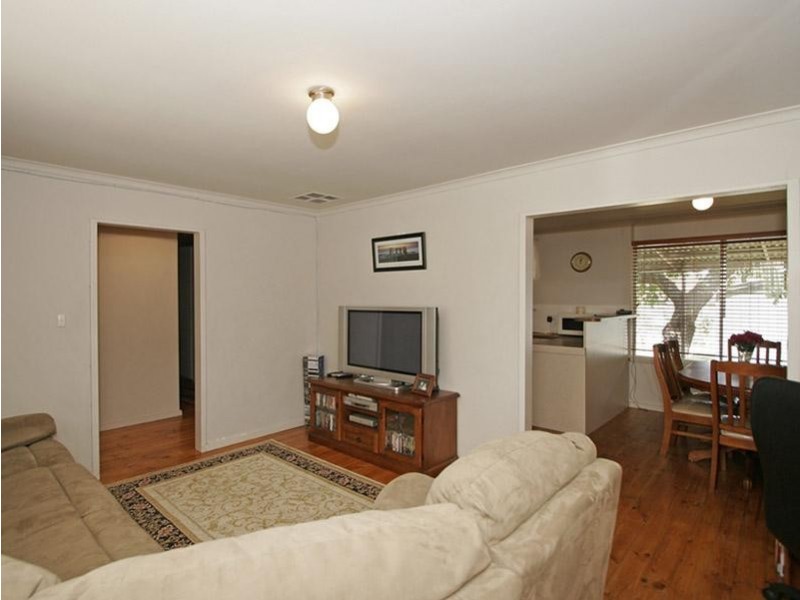 393 States Road, Morphett Vale SA 5162