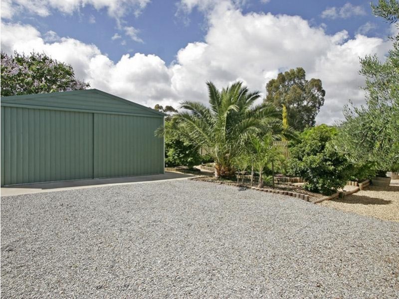 12 Kernick Avenue, Willunga SA 5172