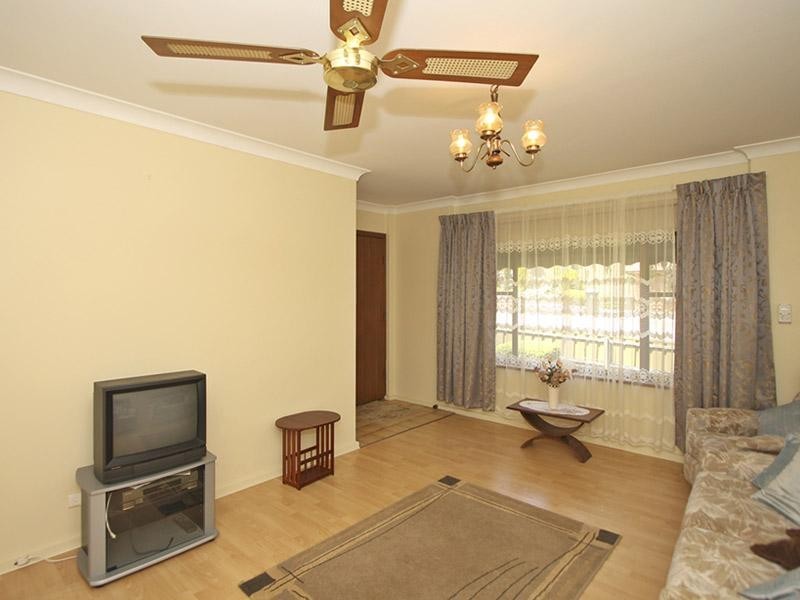 Unit 1/9 Vista Street, Moana SA 5169