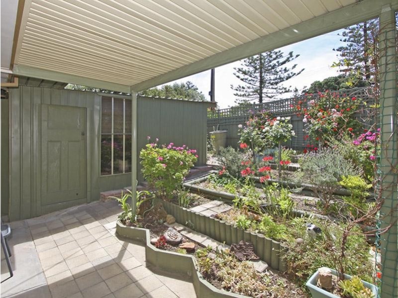 Unit 1/9 Vista Street, Moana SA 5169