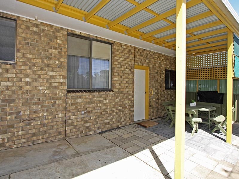 Unit 1/9 Vista Street, Moana SA 5169