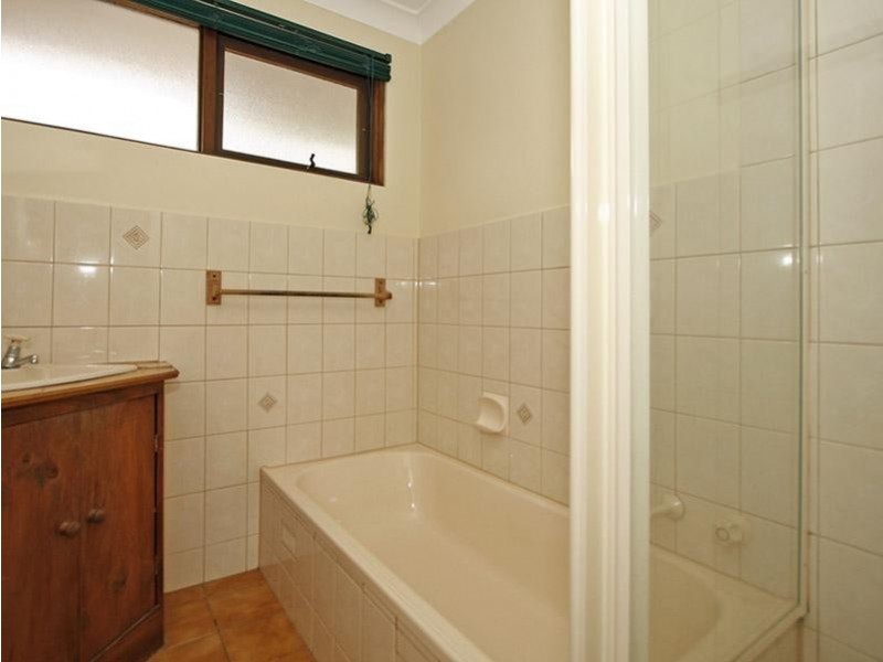 5 Mark Court, Morphett Vale SA 5162