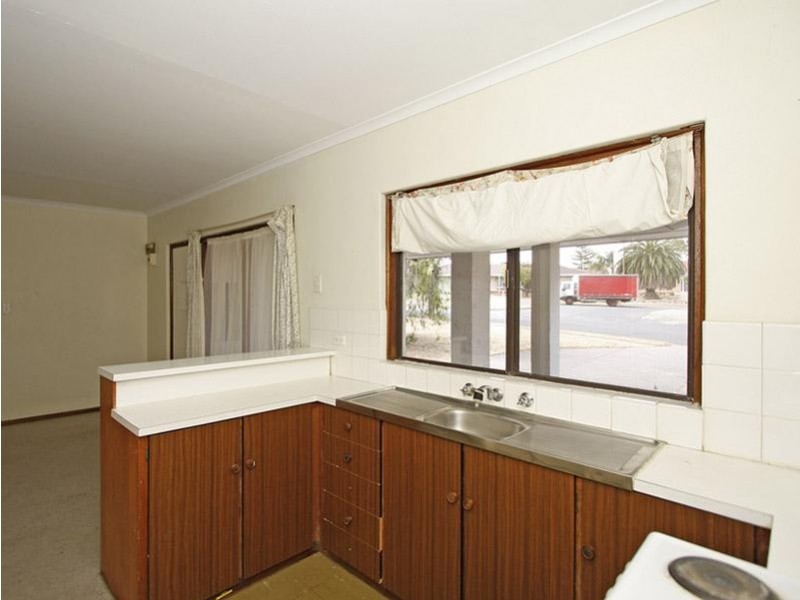 Unit 2/1 Hunt Crescent, Christies Beach SA 5165