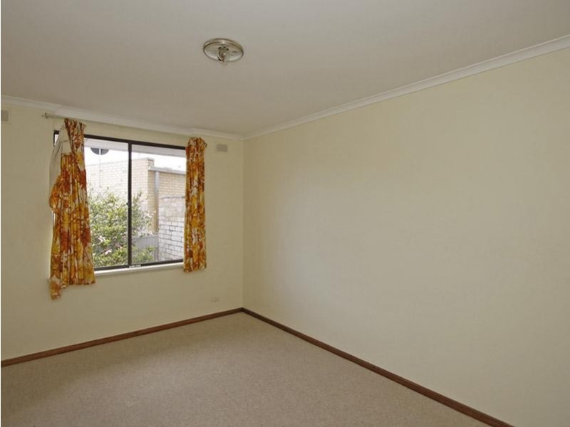 Unit 2/1 Hunt Crescent, Christies Beach SA 5165