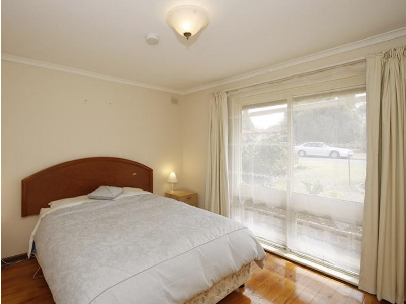 4 Richardson Crescent, Morphett Vale SA 5162