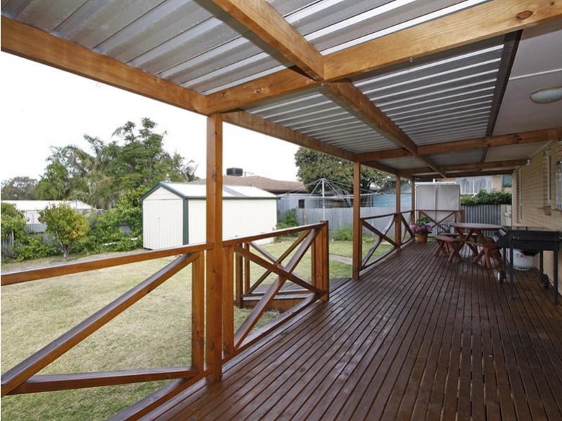 4 Richardson Crescent, Morphett Vale SA 5162