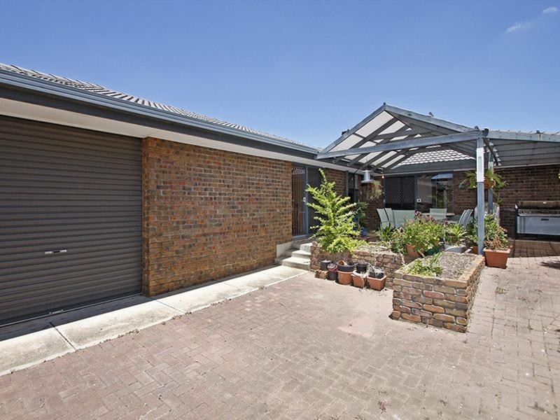 13 Jacquard Court, Greenwith SA 5125