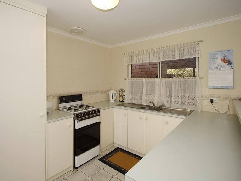 16 Avocet Street, Seaford Rise SA 5169