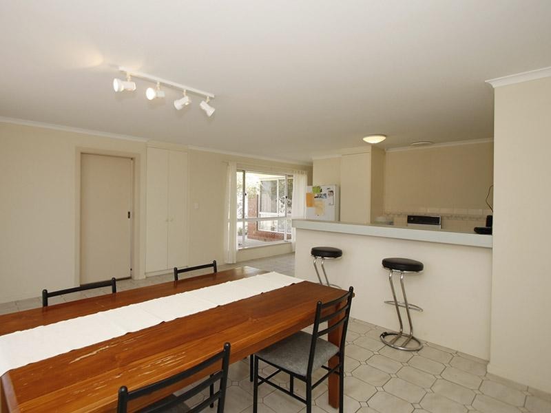 16 Avocet Street, Seaford Rise SA 5169